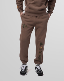 90s Doodle Parks Jogger | Dark Brown