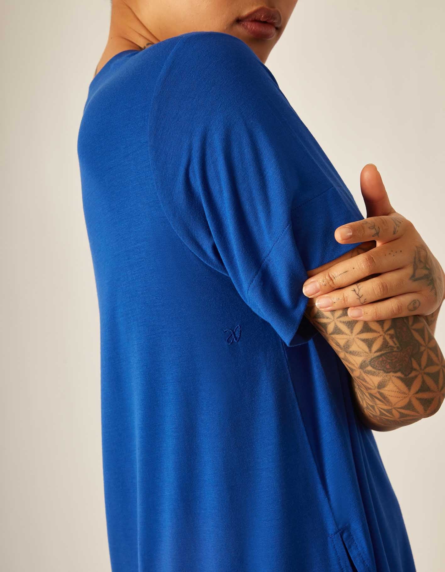Necessi-T-Shirt | Lapis