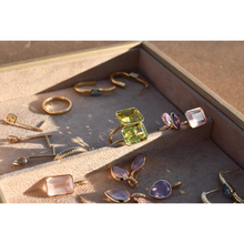Drop Emerald Cut Jollie Ring | Lemon