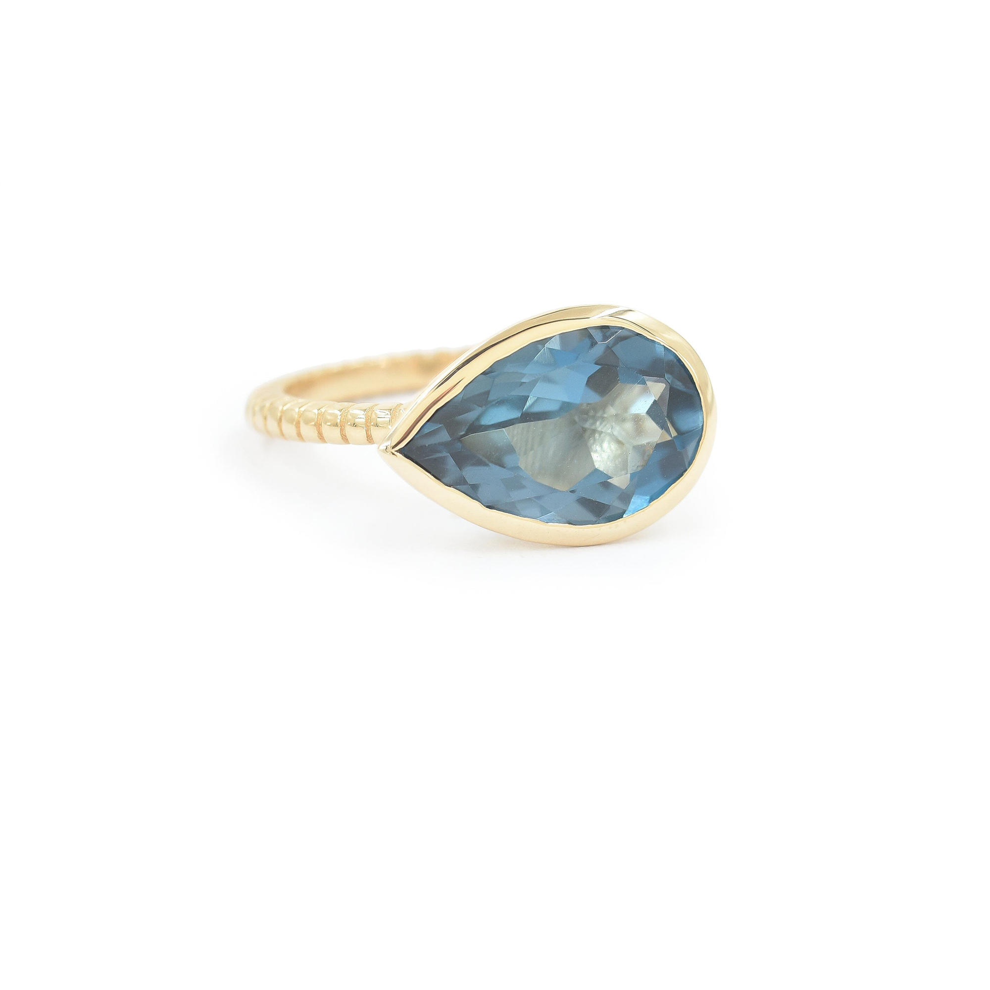 London Pear Cut Jollie Ring | Blue