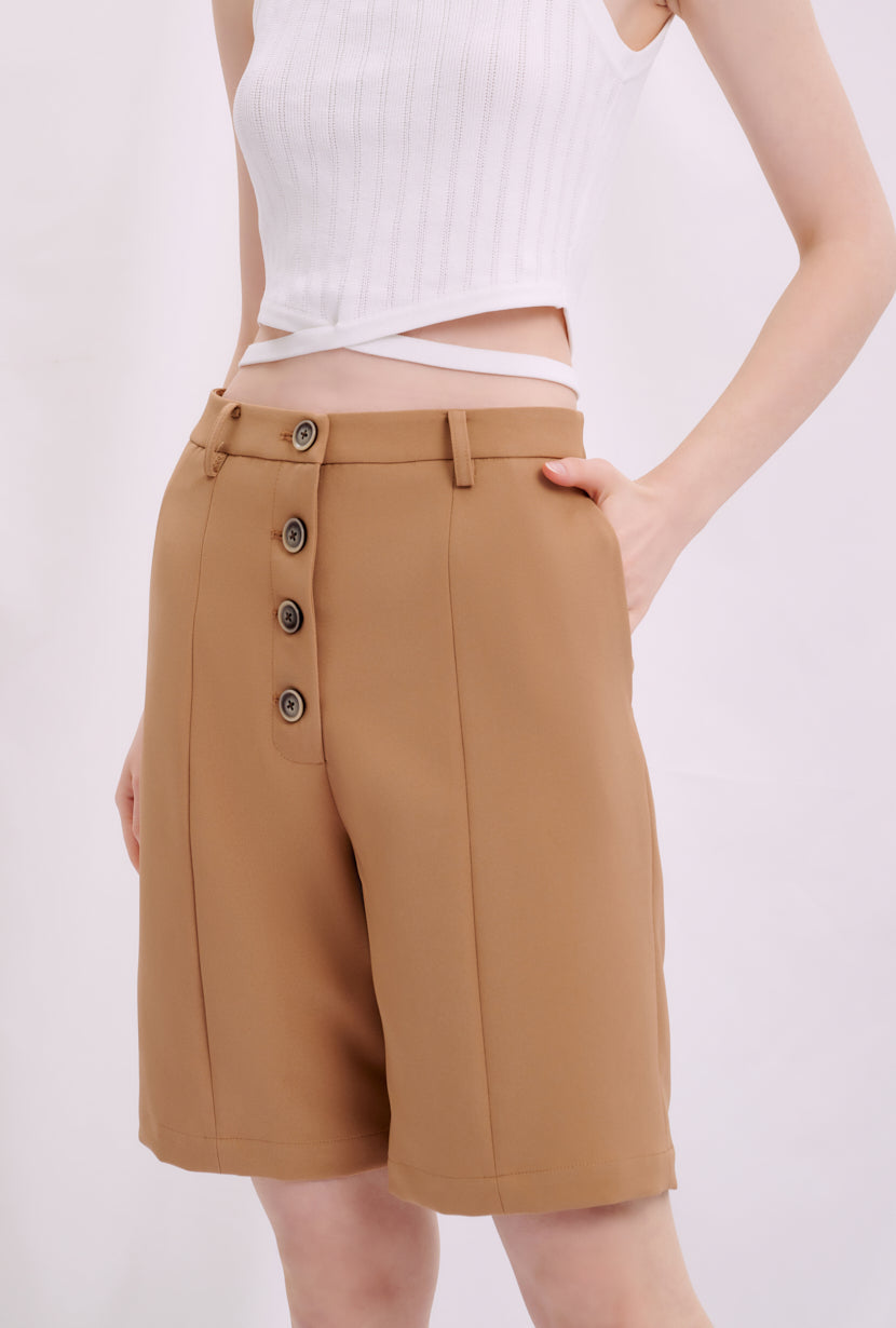 Petite Studio's Clark Shorts in Camel