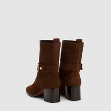 CHESTNUT