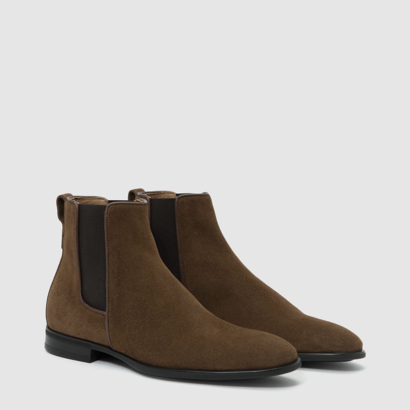 MEDIUM BROWN