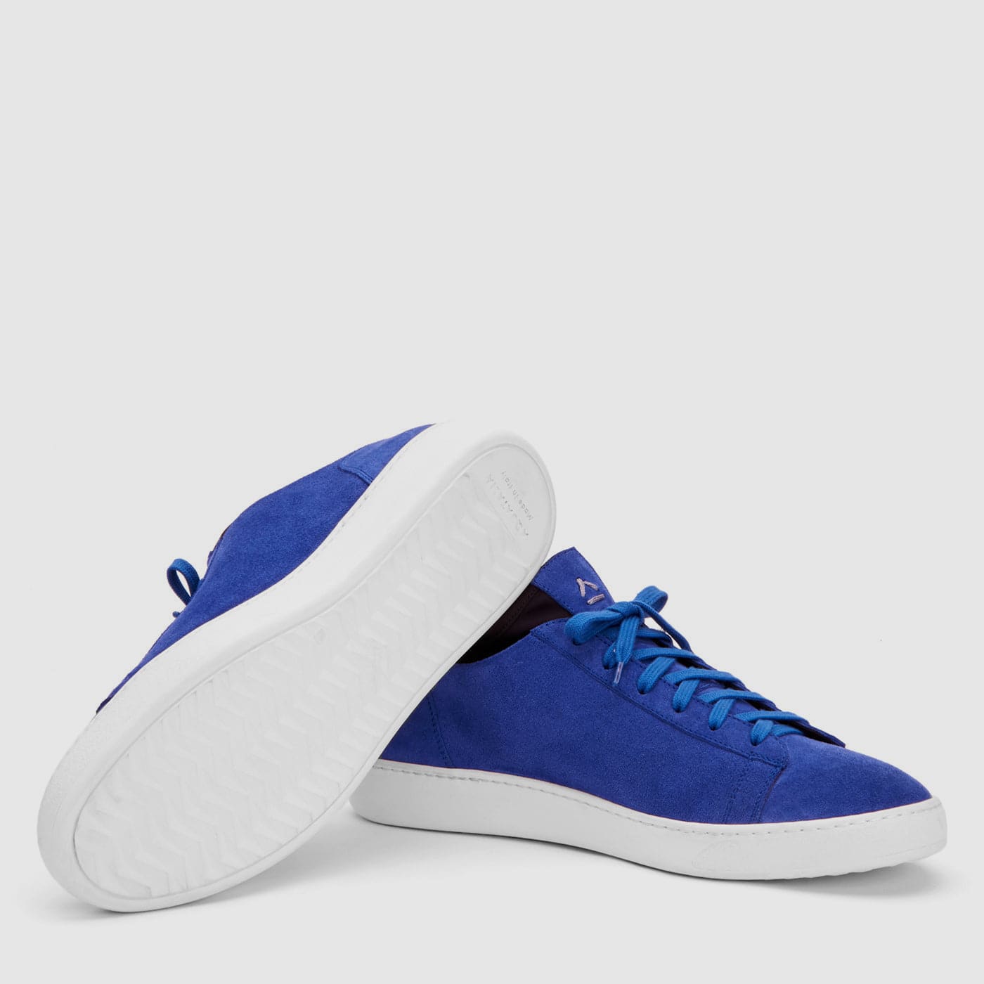 ELECTRIC BLUE