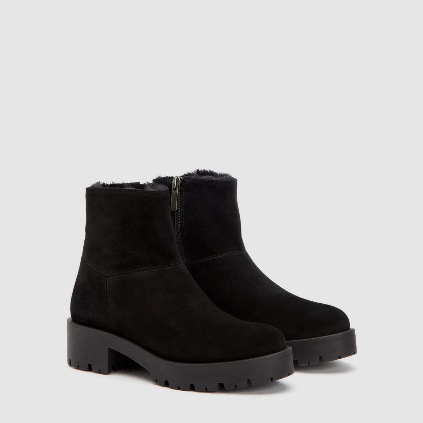 BLACK BLACK