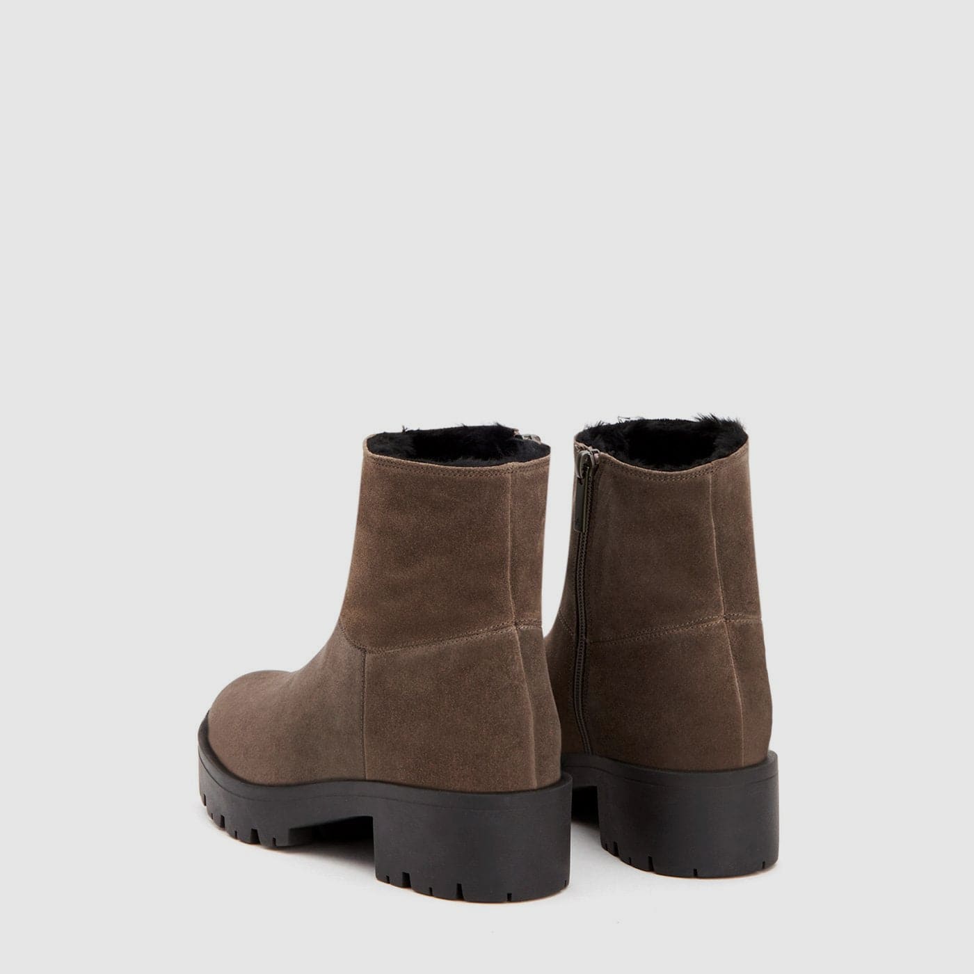 TAUPE BLACK
