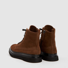 CHESTNUT