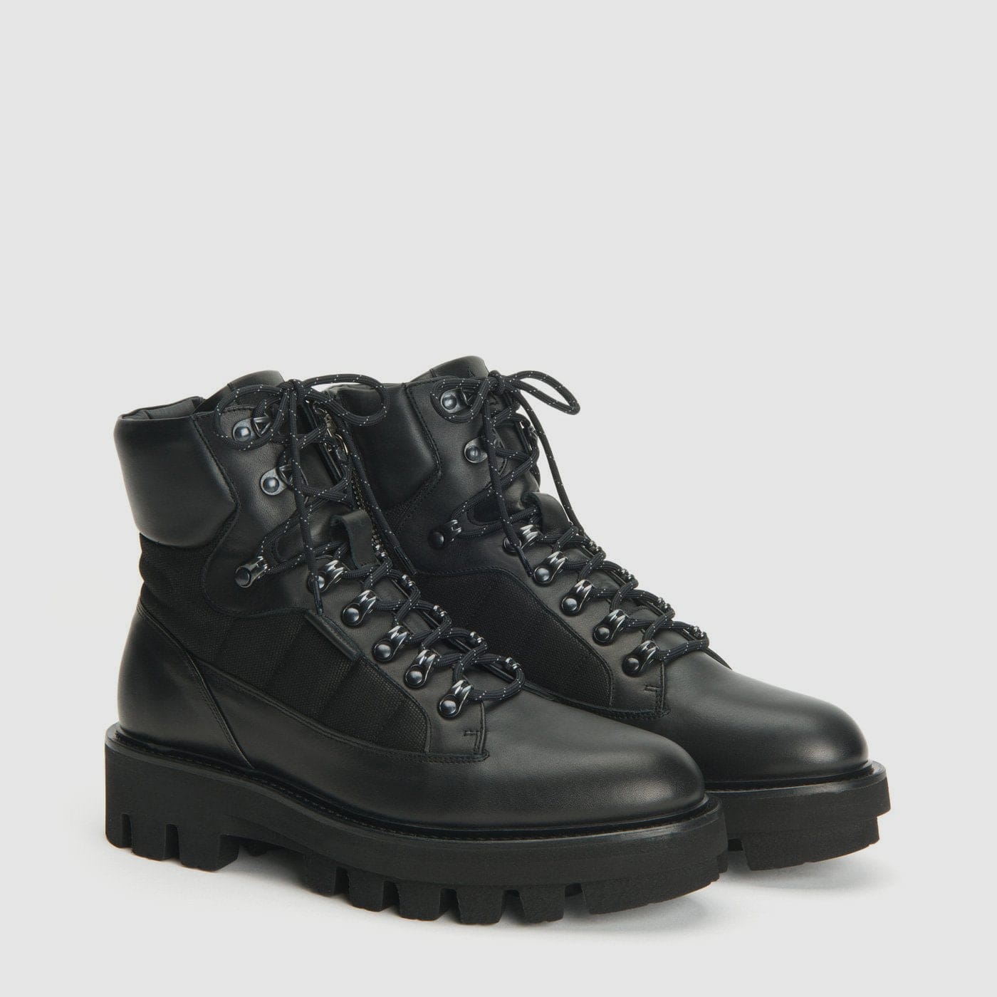 BLACK BLACK