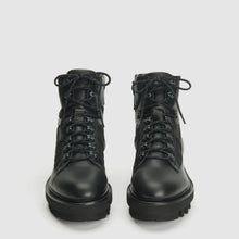 BLACK BLACK