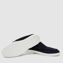 DEEP NAVY