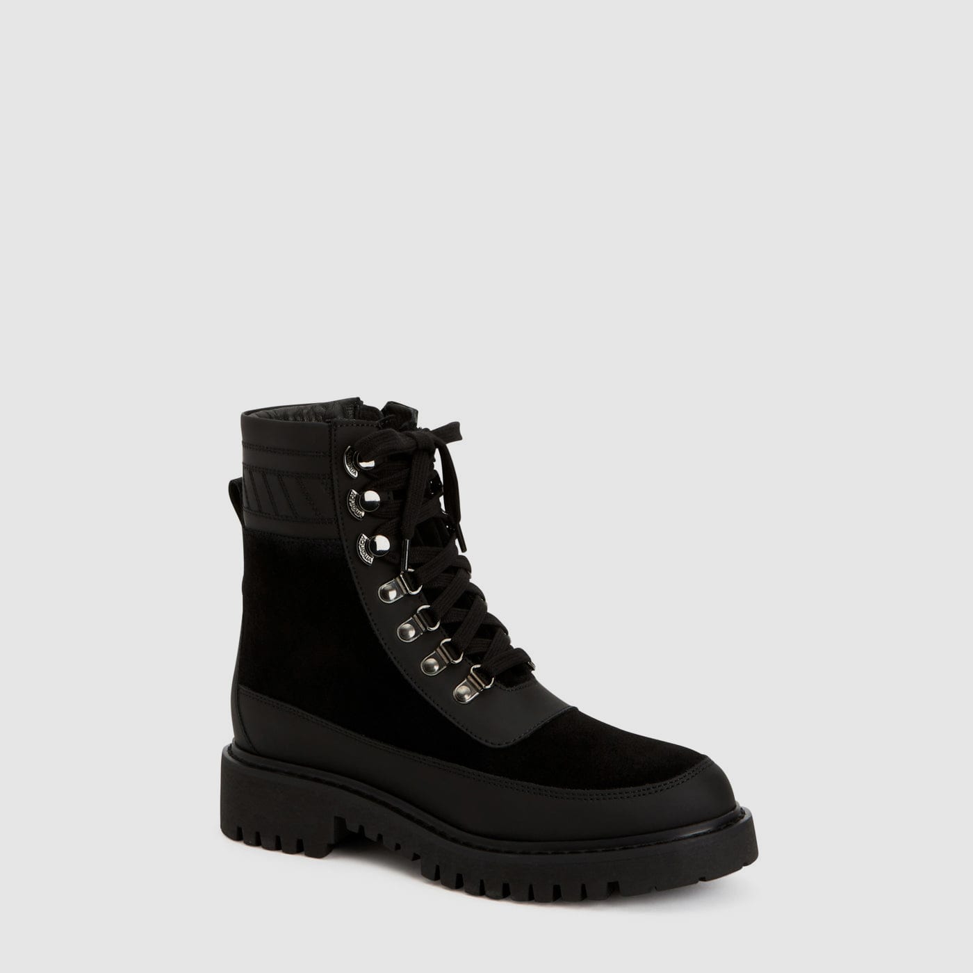 BLACK/BLACK
