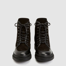 BLACK/BLACK