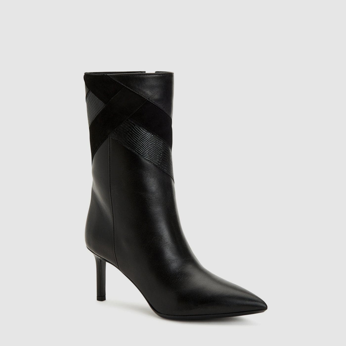 BLACK/BLACK/BLACK