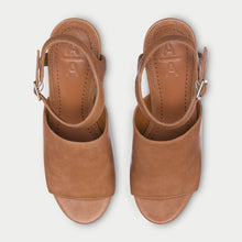 Cindy Platform Tan