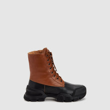 BLACK CARAMEL