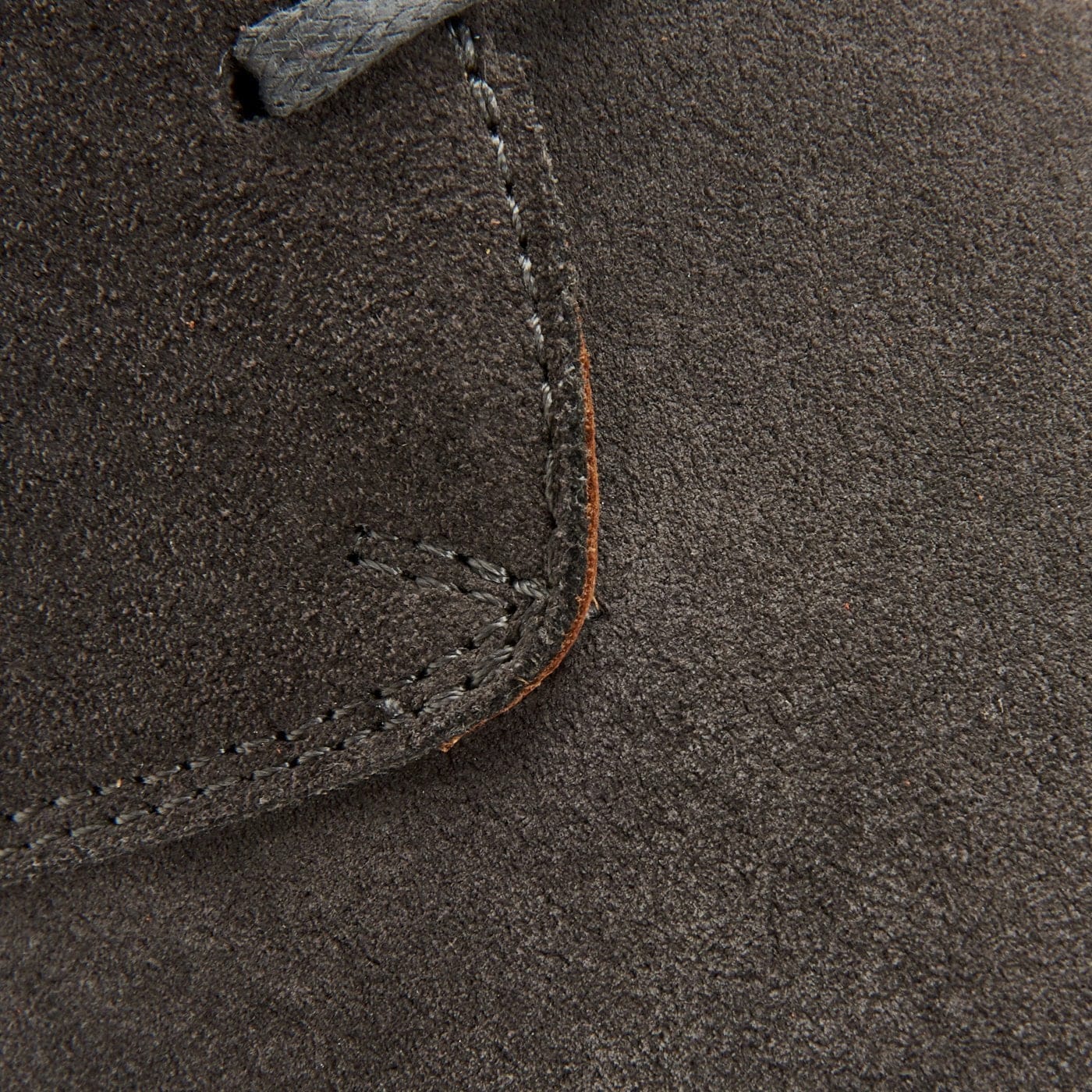 DARK CHARCOAL