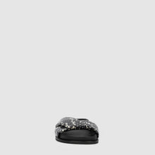 WHITE/BLACK