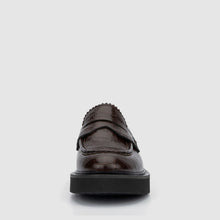 DARK BROWN