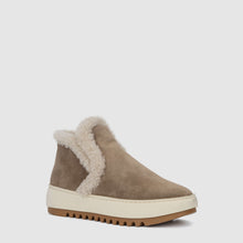 LIGHT TAUPE