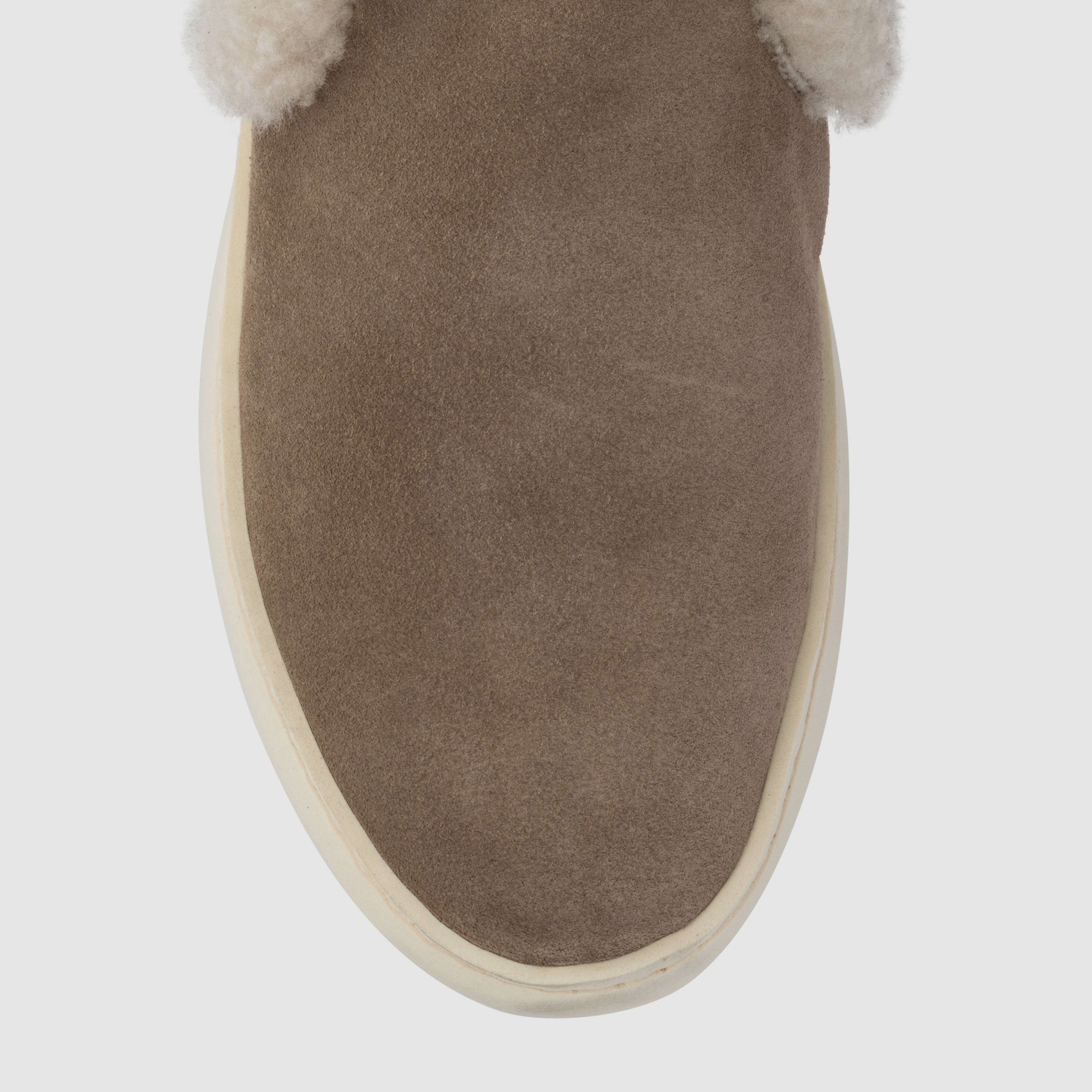 LIGHT TAUPE
