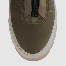 DARK GREEN