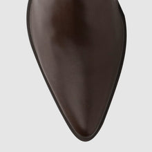 DARK BROWN