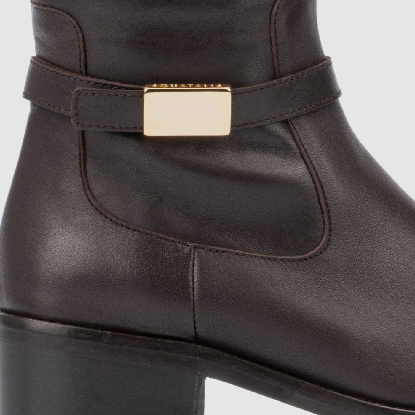 DARK BROWN