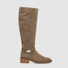 LIGHT TAUPE