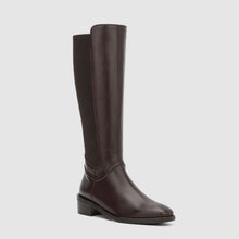 DARK BROWN