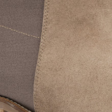 LIGHT TAUPE