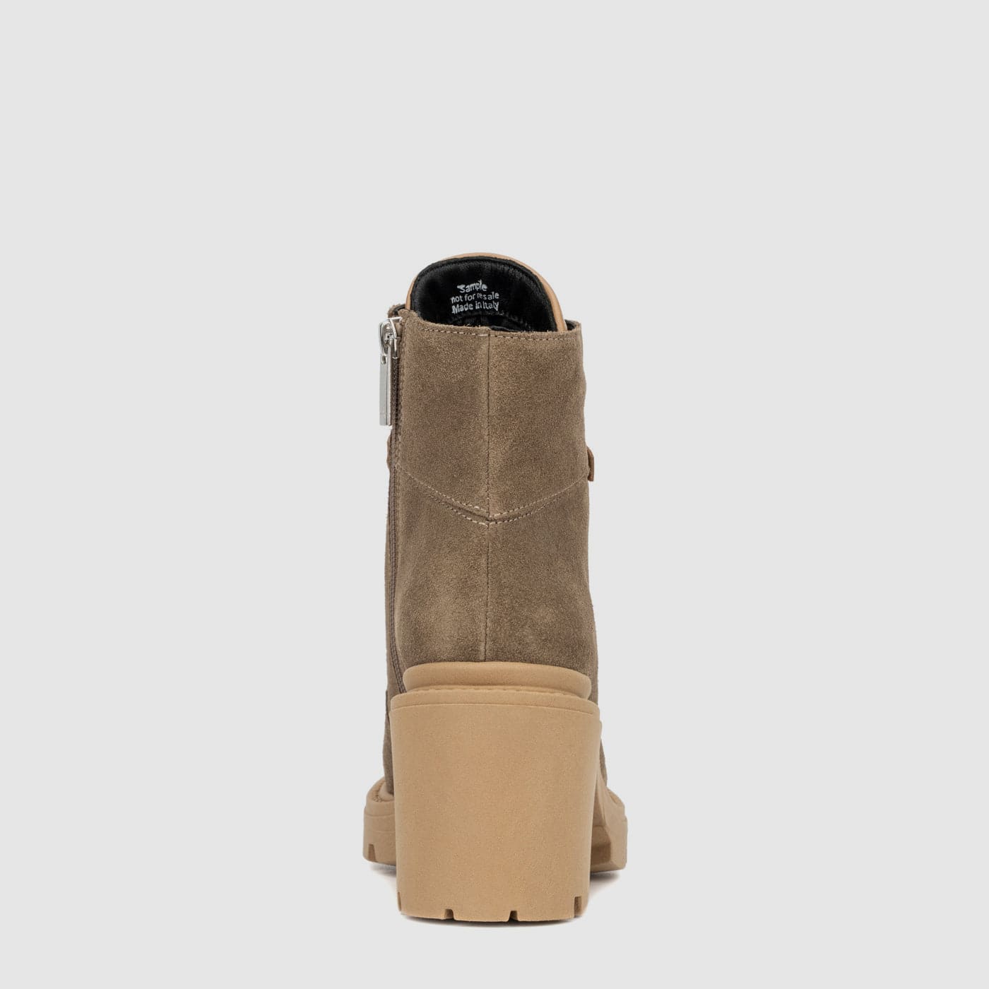 LIGHT TAUPE