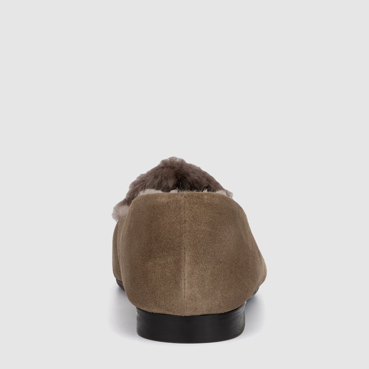 LIGHT TAUPE