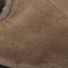 LIGHT TAUPE