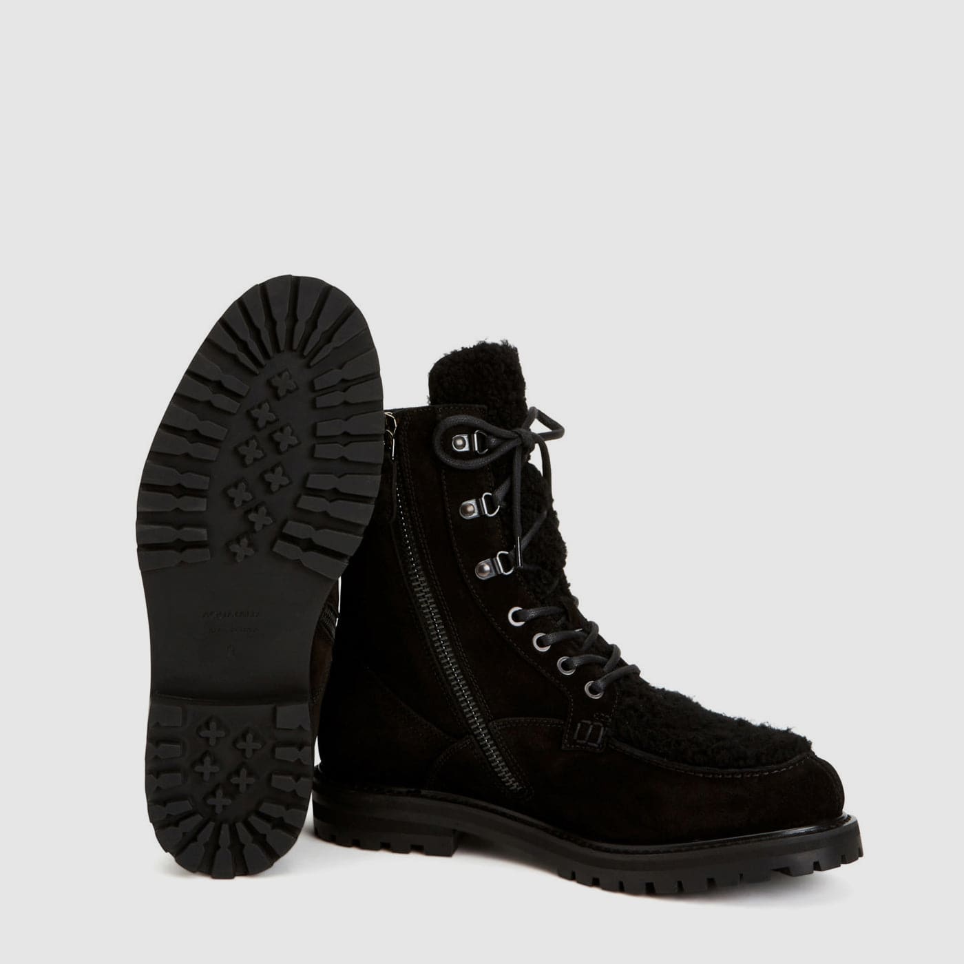 BLACK/BLACK