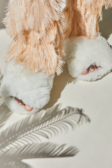 Criss Cross Alpaca Slipper White