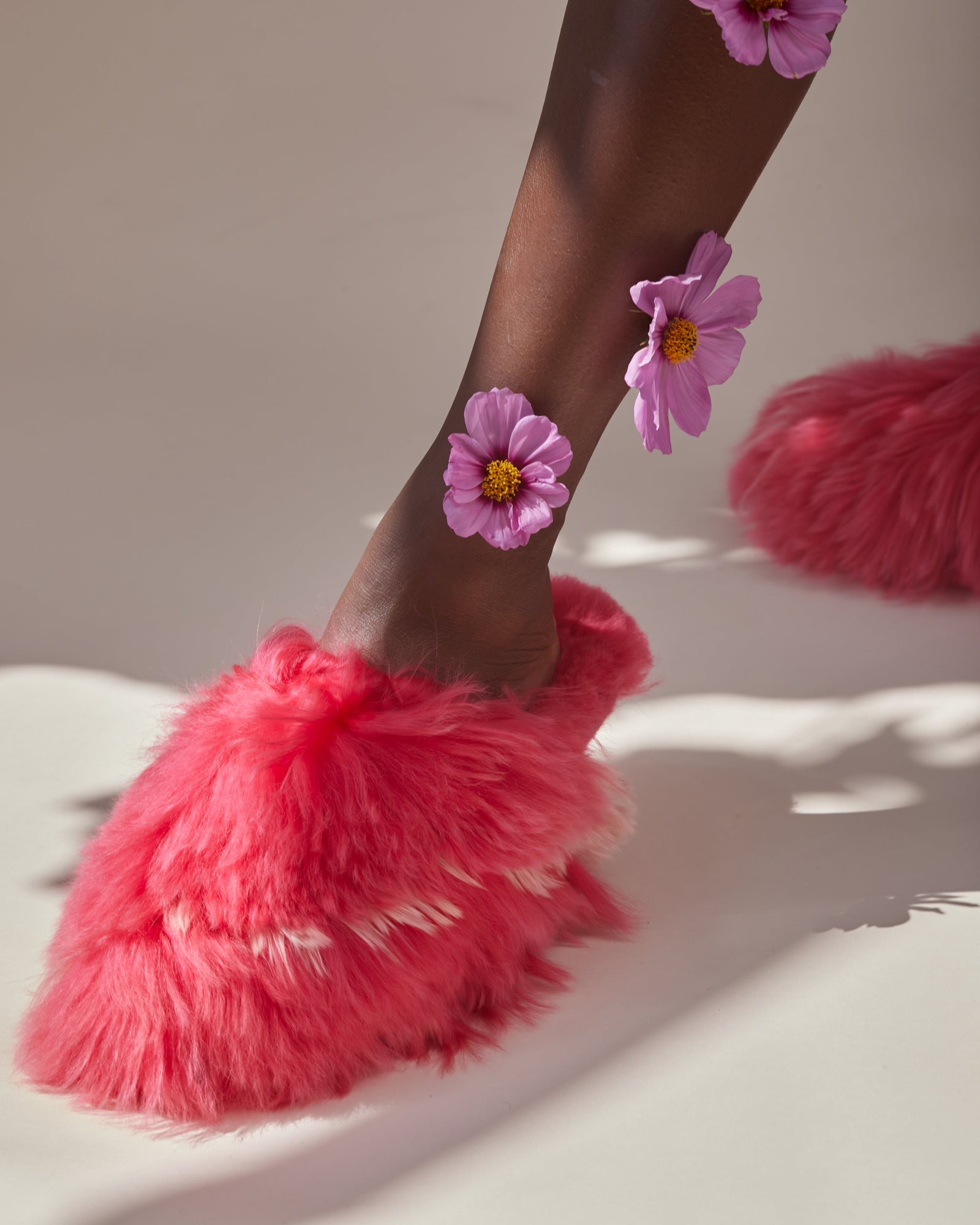 Bowie Alpaca Slipper Fuchsia/Pink