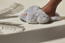 Criss Cross Alpaca Slipper Grey