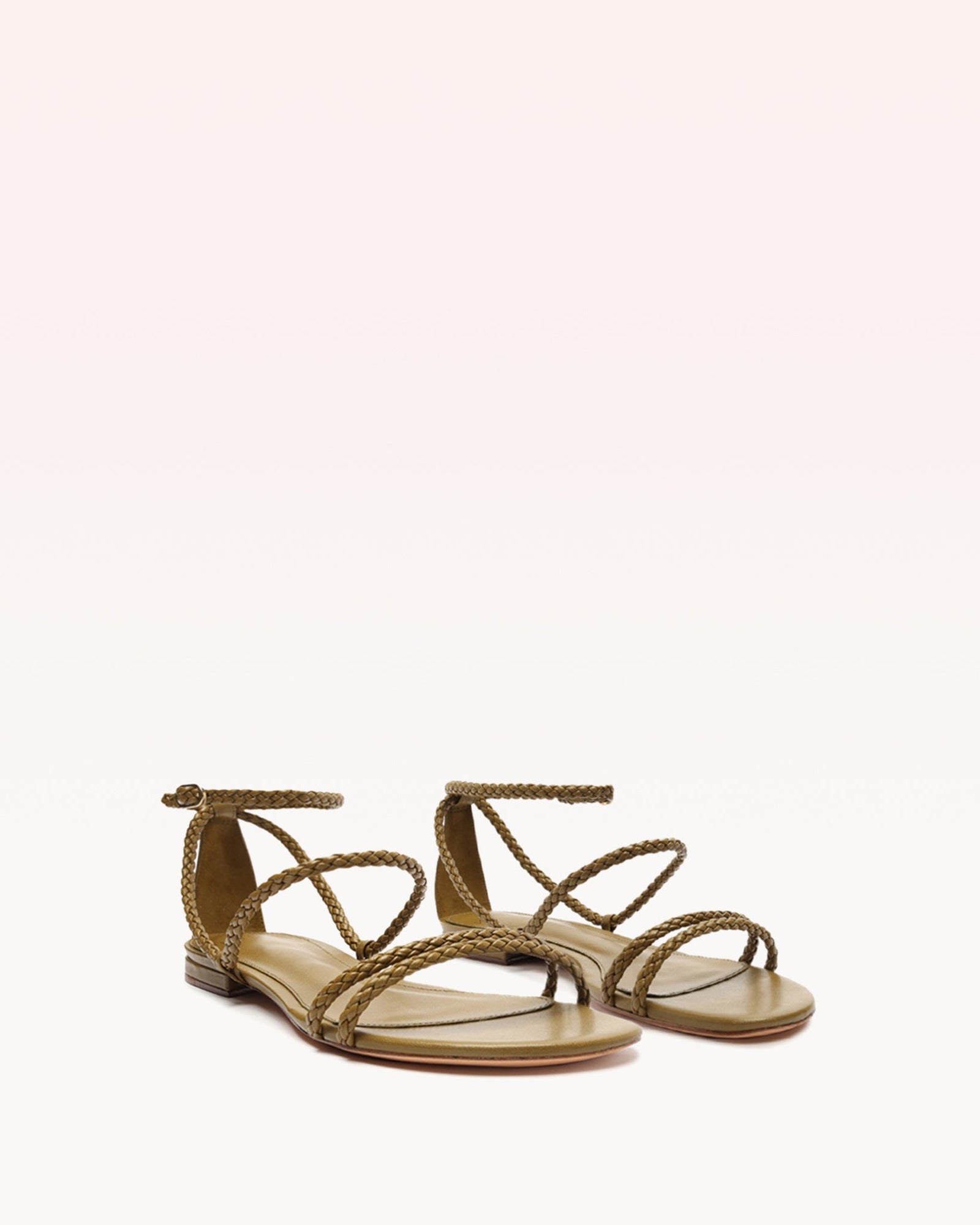 Bella Flat Hunter