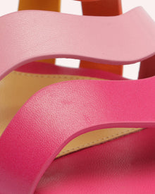 Aila Flat Fluo Pink