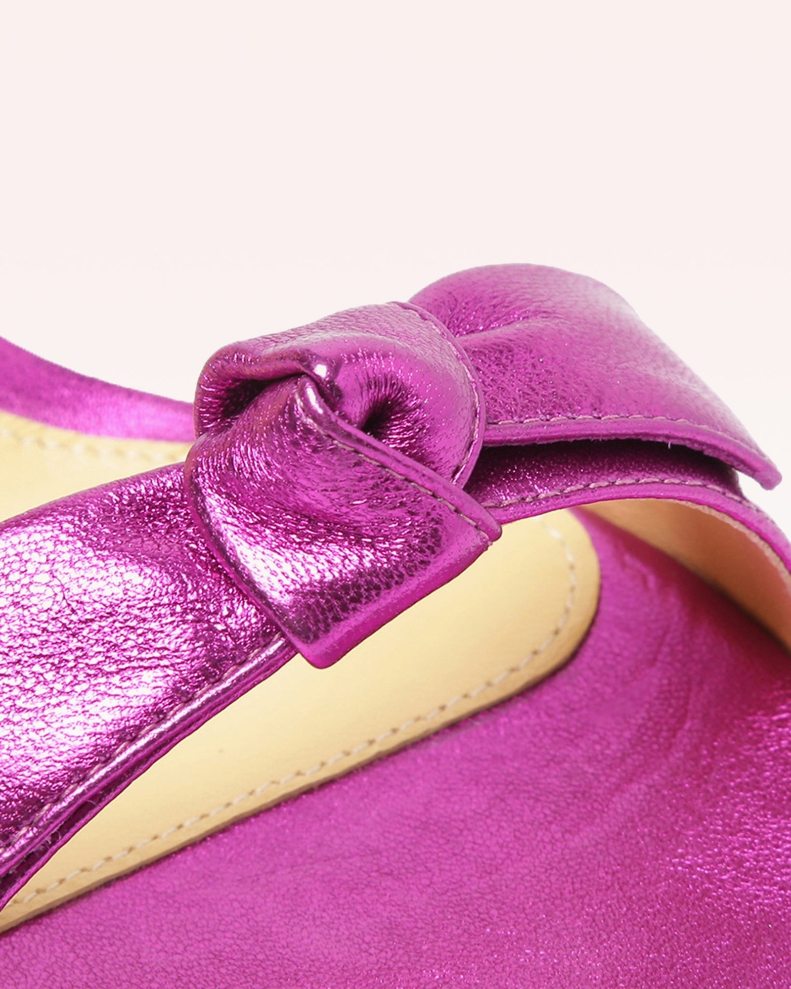 Clarita 100 Metallic Leather Wedge