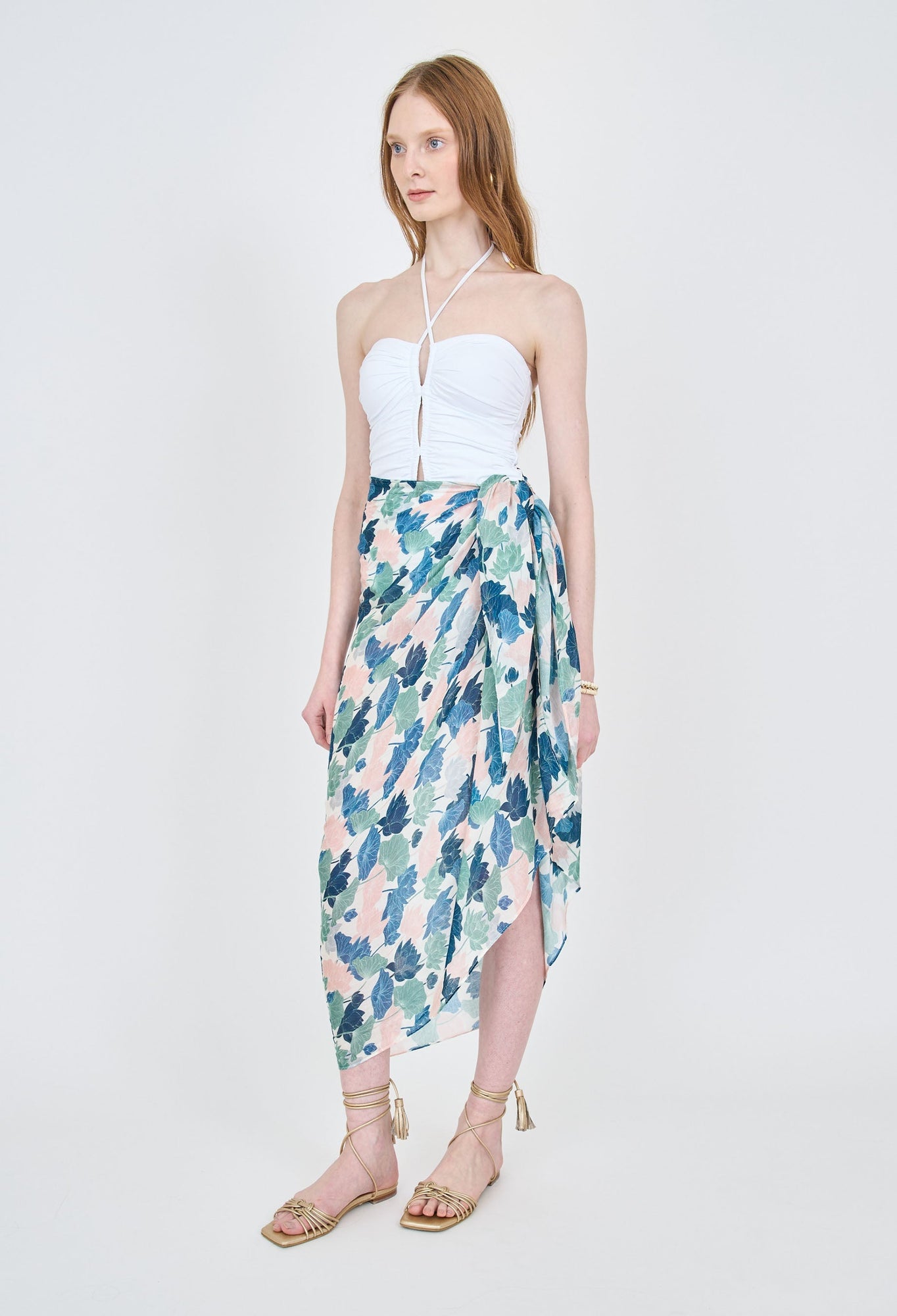 Jo Sarong - Lotus