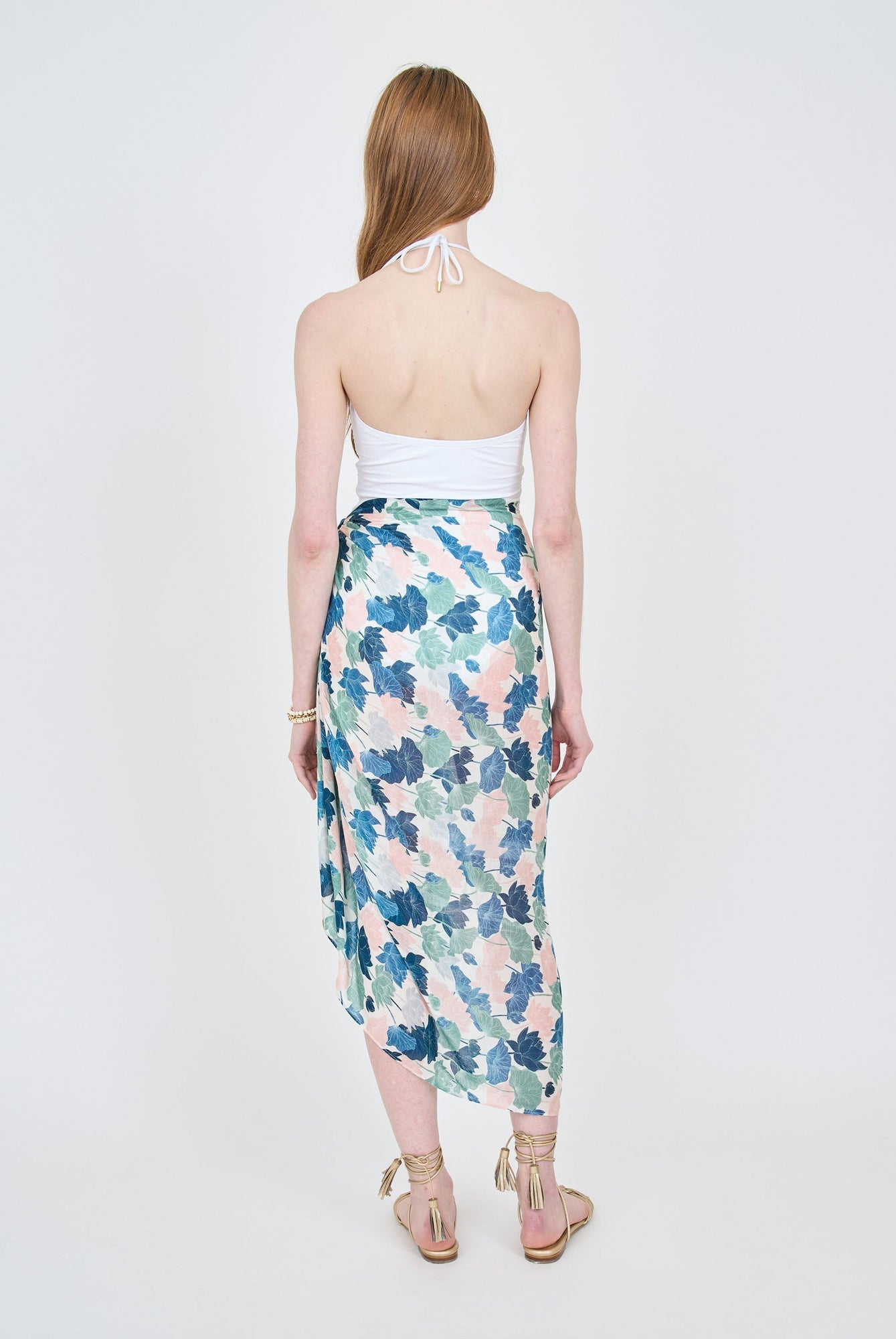Jo Sarong - Lotus