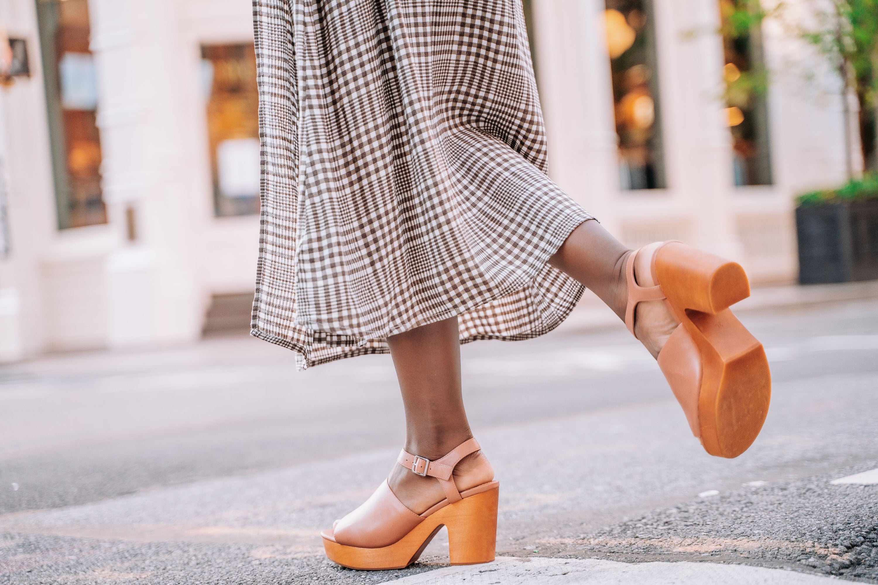 Cindy Platform Tan