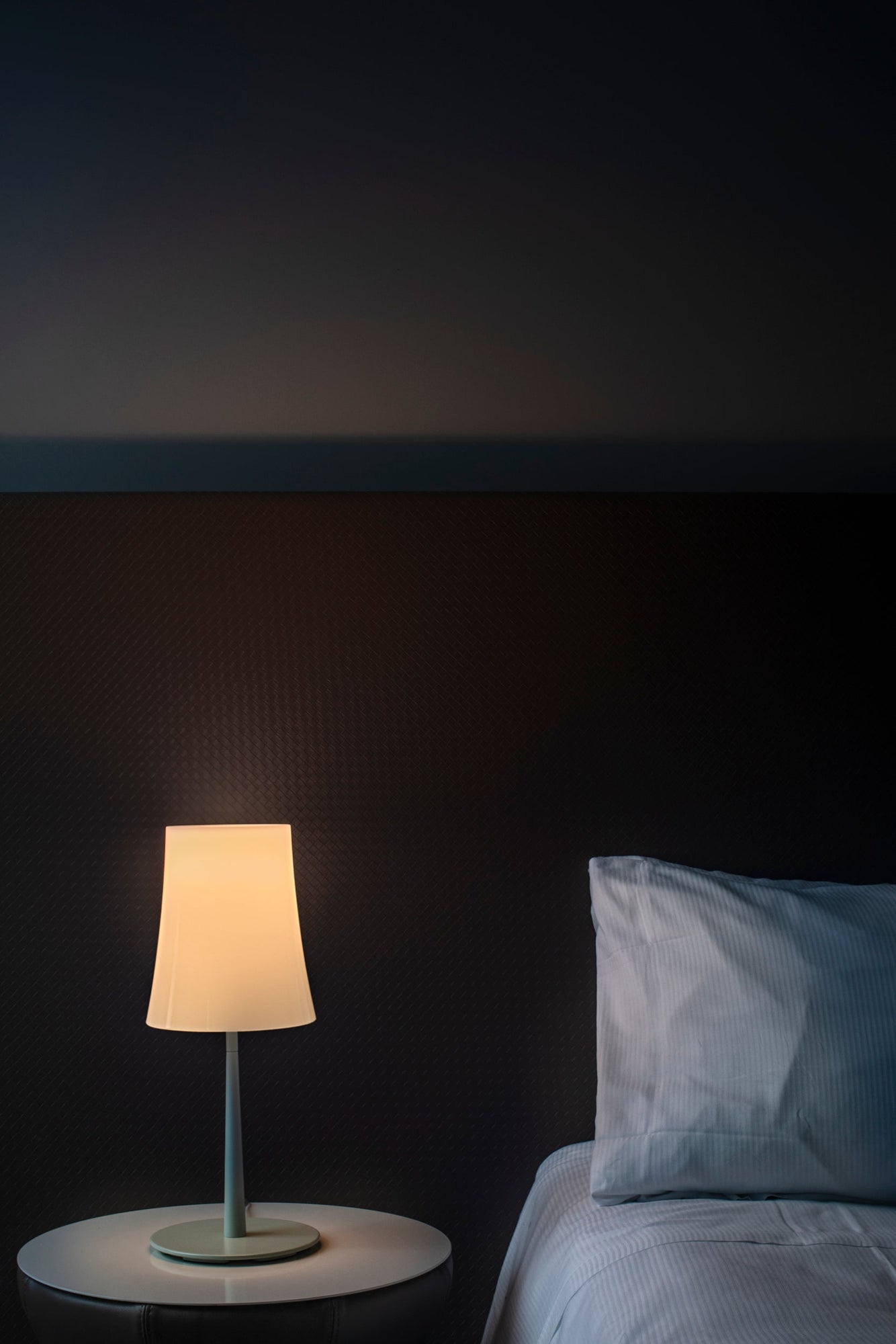 BIRDIE EASY LARGE TABLE LIGHT BLUE UL