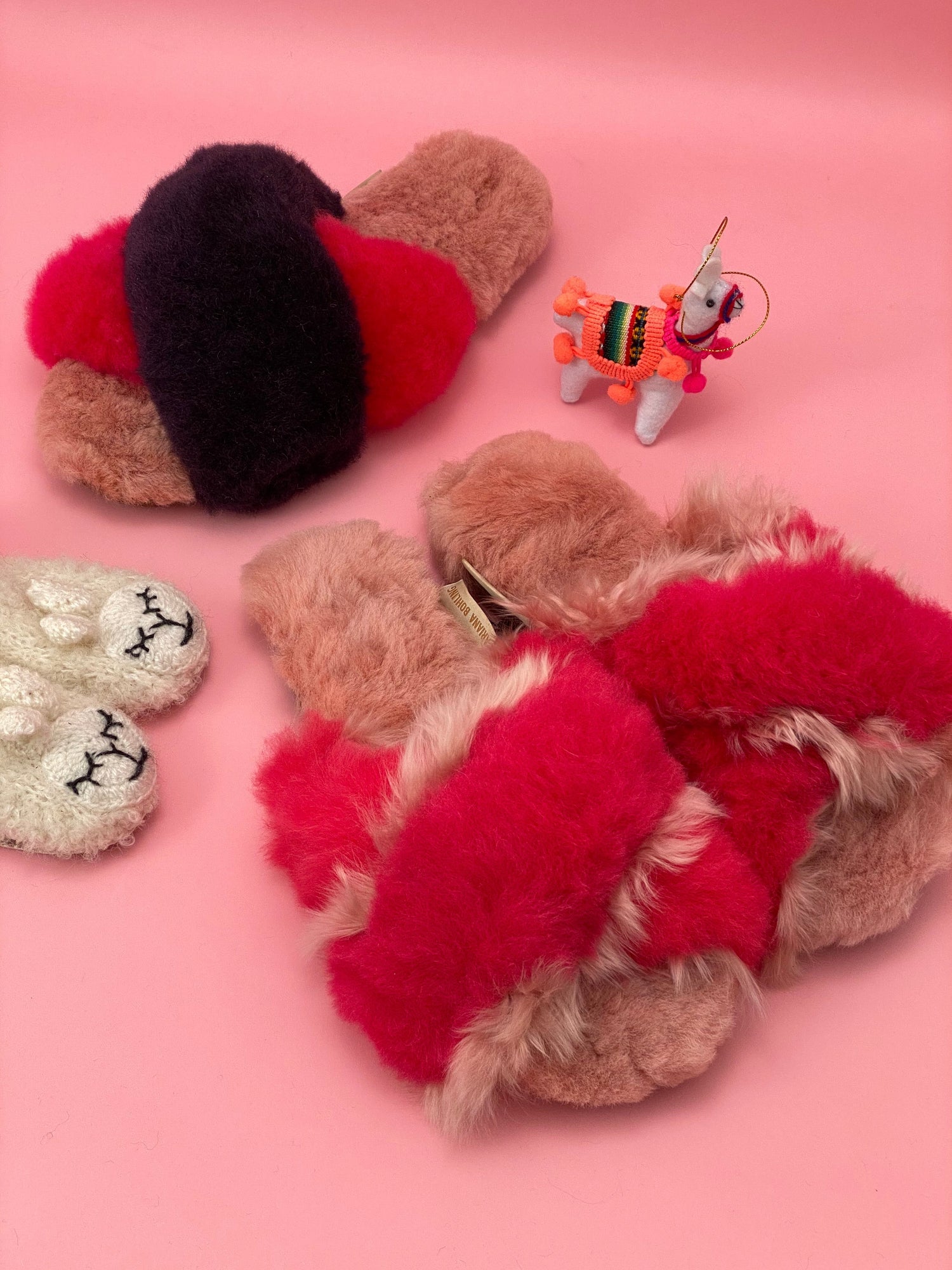 Sophie Alpaca Slipper Fuchsia/Pink