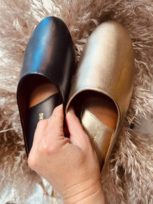 Kallie Slip on Black