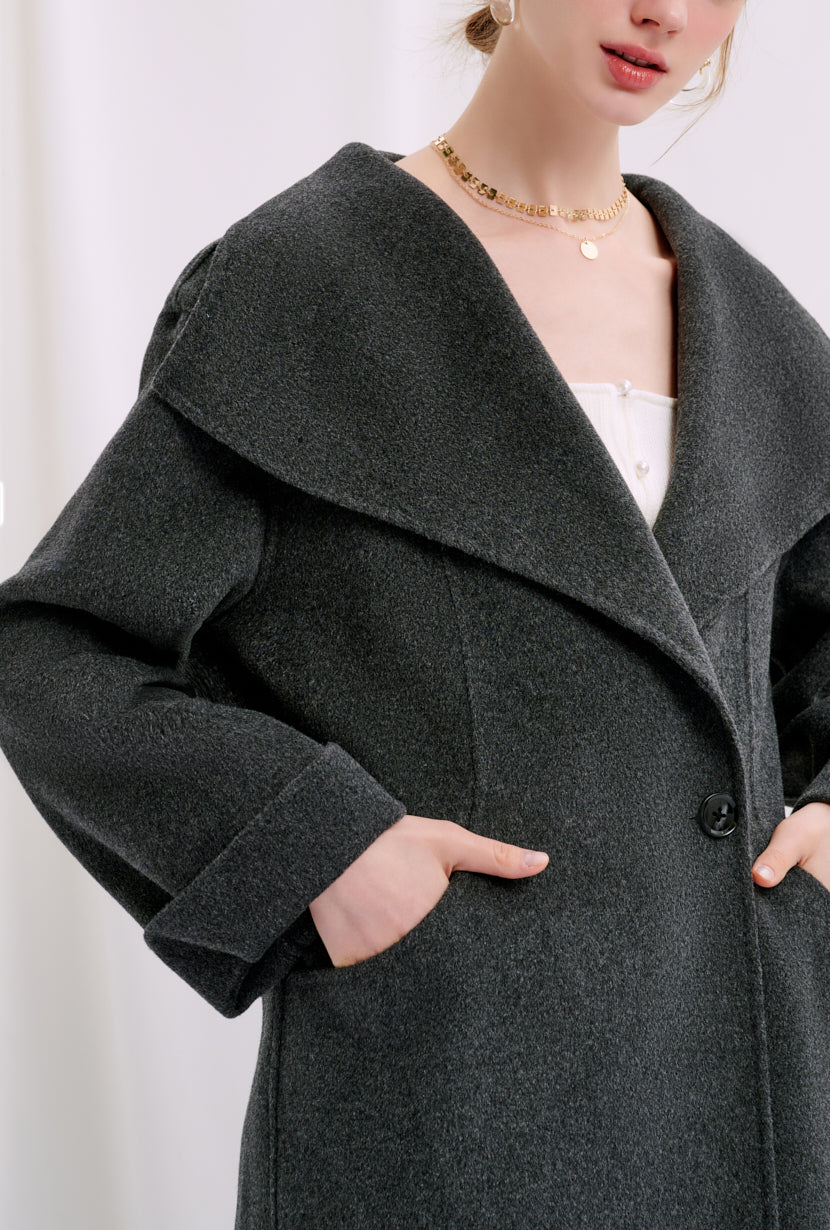 Petite Studio‘s Raven Wool Coat in Charcoal