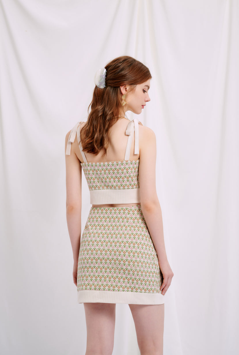 Petite Studio's Eva Top in Daisy