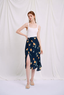 Petite Studio's Nova Skirt in Navy Floral