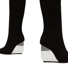 Asya Mirror Up Nubuck Boot